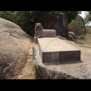 Das Dharmaraja Steinbett